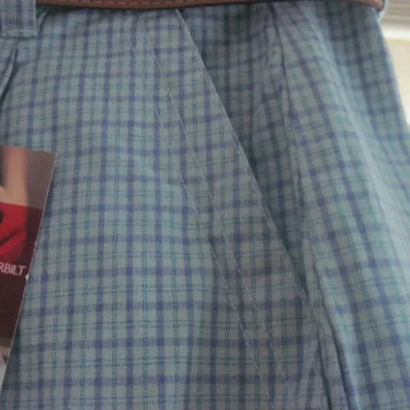 NWT GLORIA VANDERBILT Plaid Belted Shorts Size 8 - Picture 4 of 6